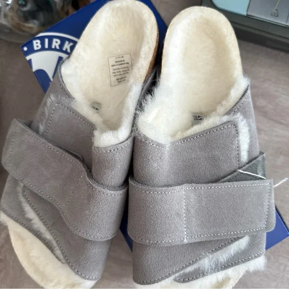 Birkenstock Kyoto Gray Shearling Sandals - Picture 3 of 5